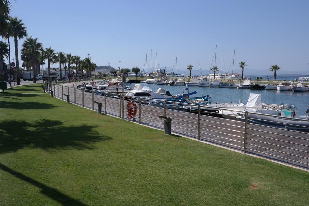 Sardinia Blu Residence Golfo Aranci Exteriör bild