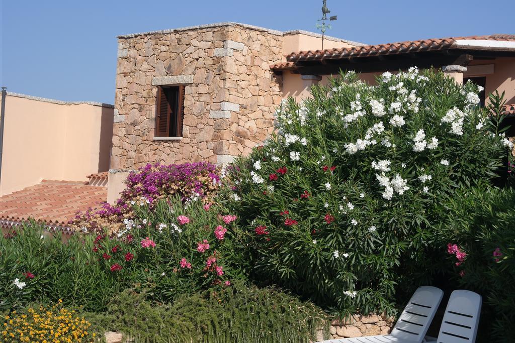 Sardinia Blu Residence Golfo Aranci Exteriör bild