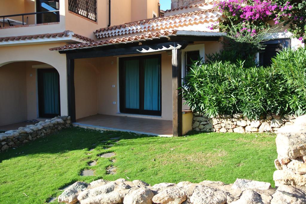 Sardinia Blu Residence Golfo Aranci Exteriör bild